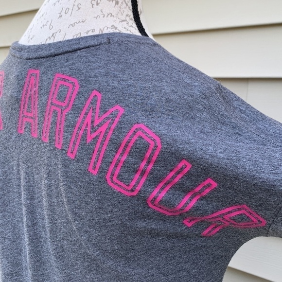Under ARMOUR Heat Gear Breast Cancer Power in Pink Long-Sleeve Tee - Charcoal - Picture 11 of 16